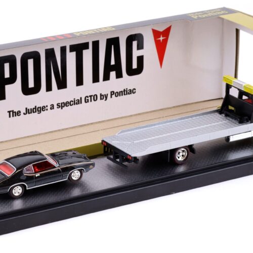 1:64 M2 Machines 1970 GMC 5500 Truck & 1969 Pontiac GTO