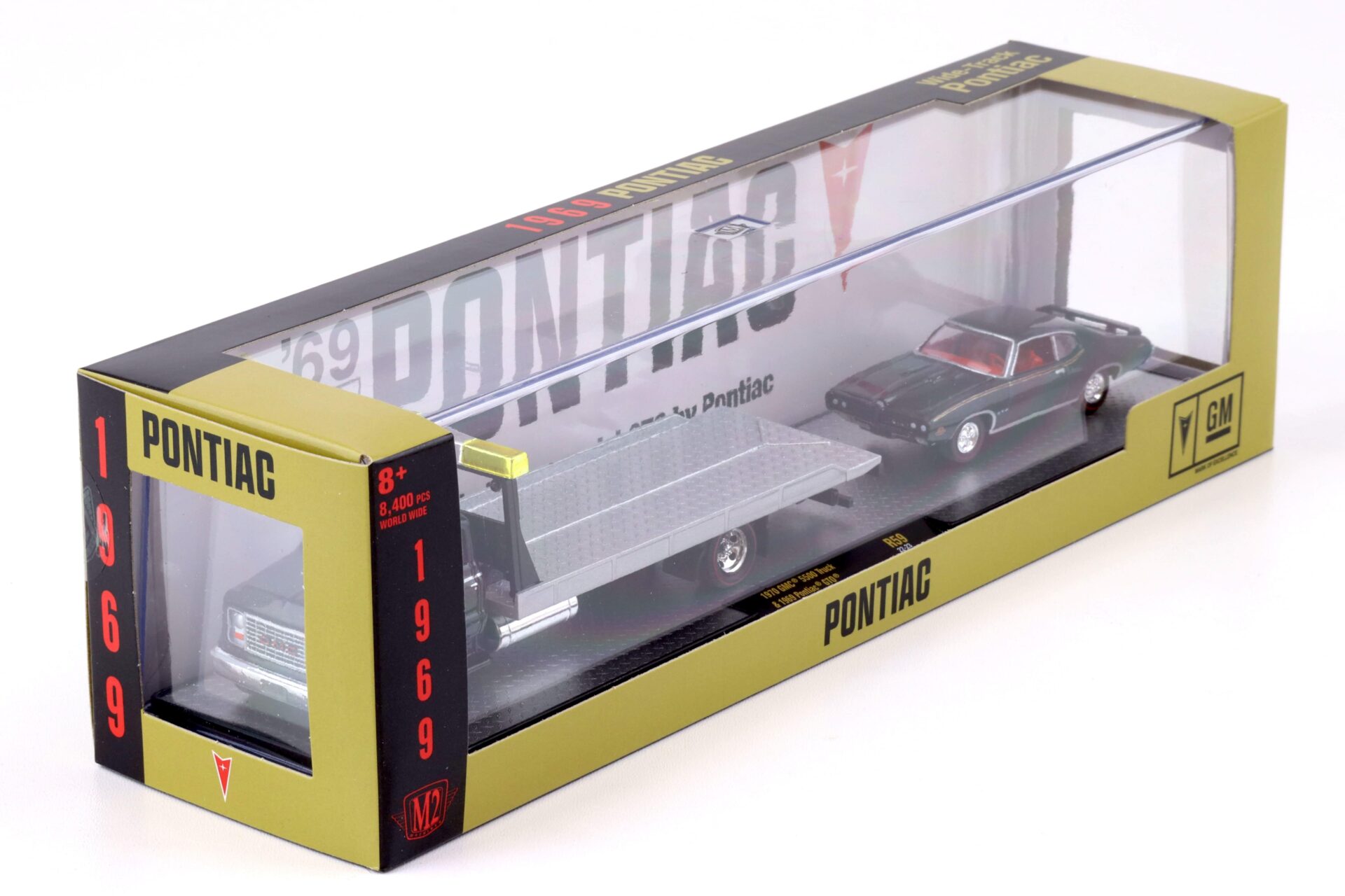 1:64 M2 Machines 1970 GMC 5500 Truck & 1969 Pontiac GTO