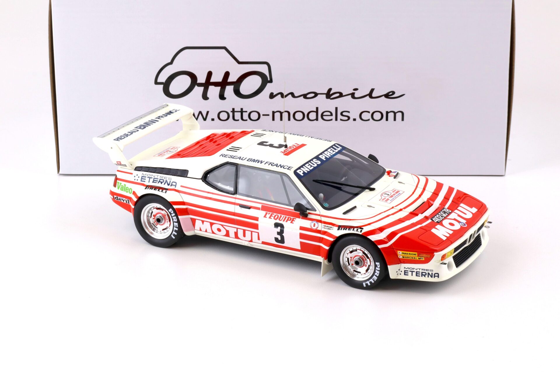 1:18 OTTO mobile OT126 BMW M1 Gr. B Tour de Corse 1983 Motul #3 white / red