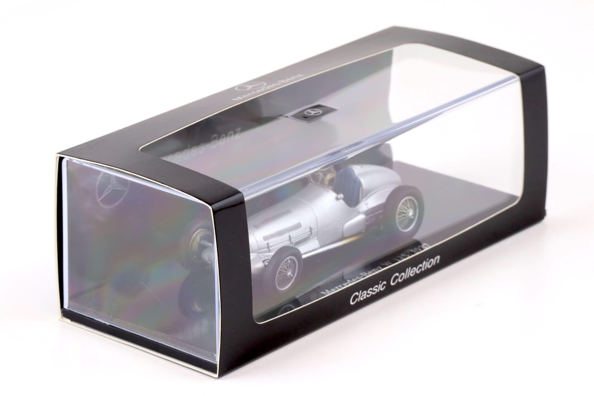 1:43 Spark Mercedes W125 Silberpfeil 1937 silver DEALER VERSION