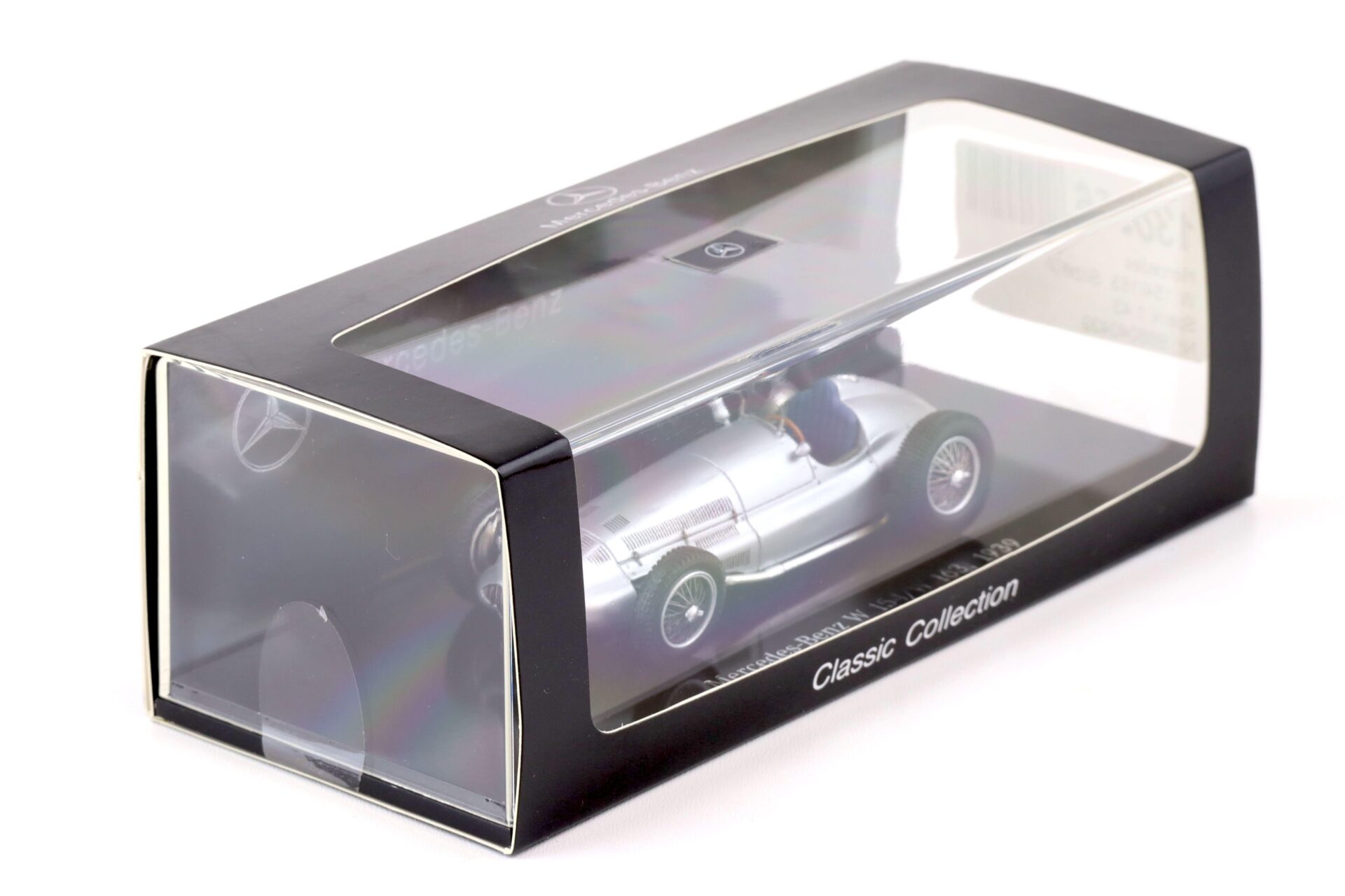 1:43 Spark Mercedes W154 / W163 Silberpfeil silver 1939 DEALER VERSION