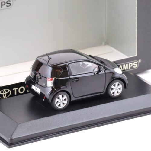 1:43 Minichamps Toyota IQ black 2009 DEALER VERSION