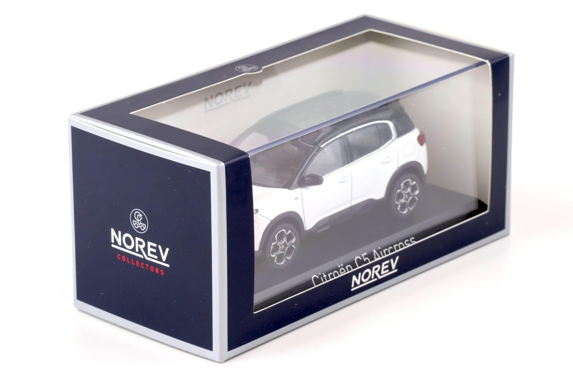 1:43 Norev Citroen C5 Aircross 2022 pearl white & black 155564