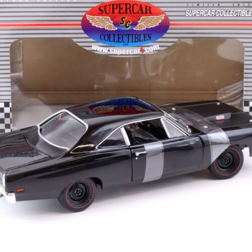 1:18 ERTL Supercar Collectibles 1969 1/2 Plymouth Roadrunner 440 6BBL black