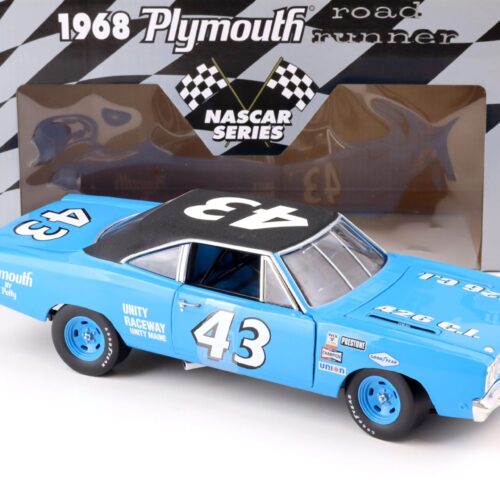 1:18 ERTL 1968 Plymouth Road Runner Nascar Series #43 blue / black