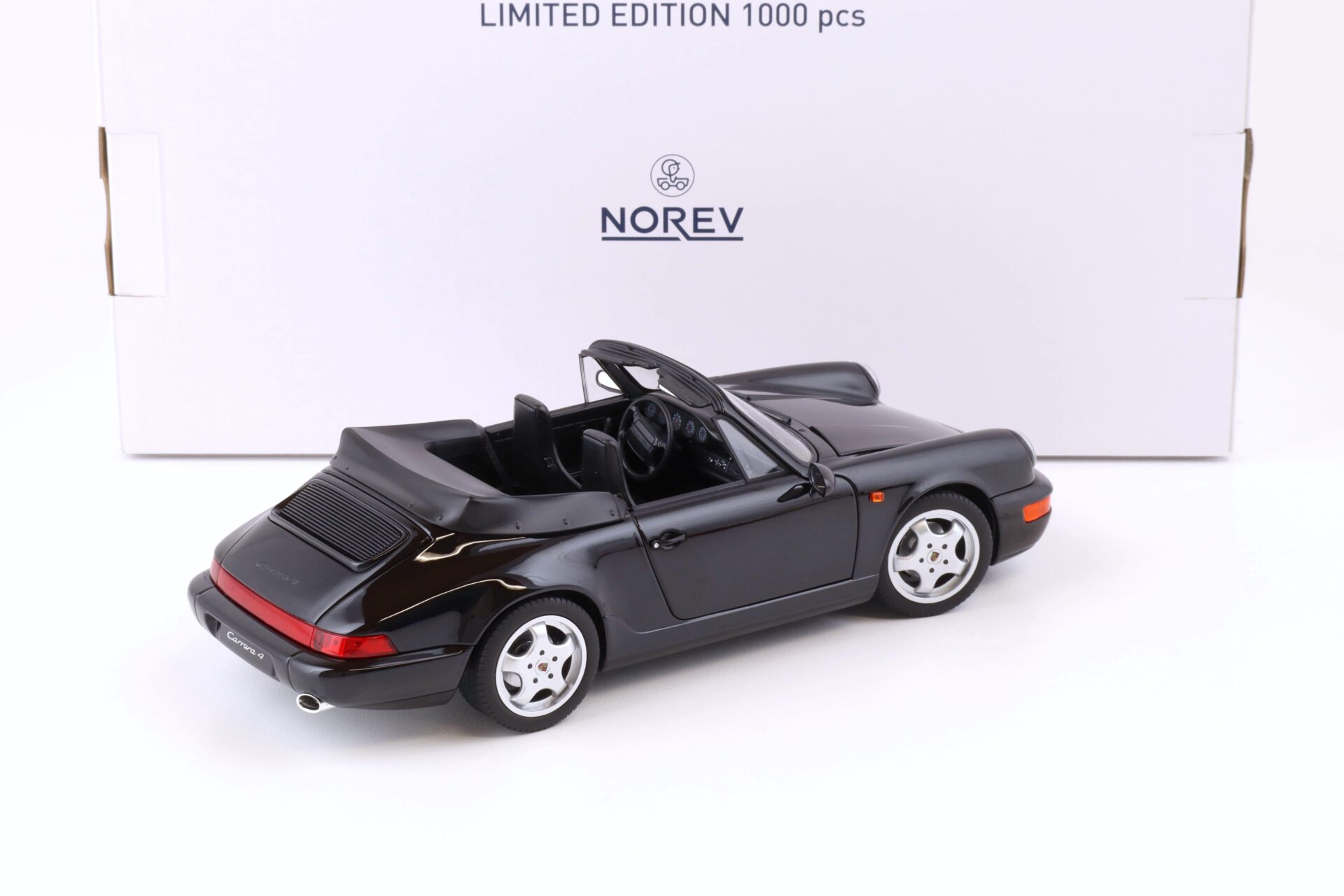 1:18 Norev Porsche 911 (964) Carrera 4 Cabriolet 1990 black metallic - Limited 1000 pcs.