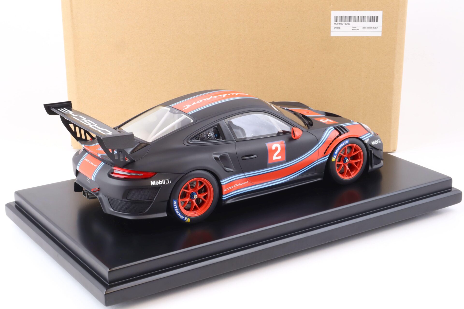 1:12 Spark Porsche 911 (991 II) GT2 RS Clubsport matt black #2 WAP DEALER