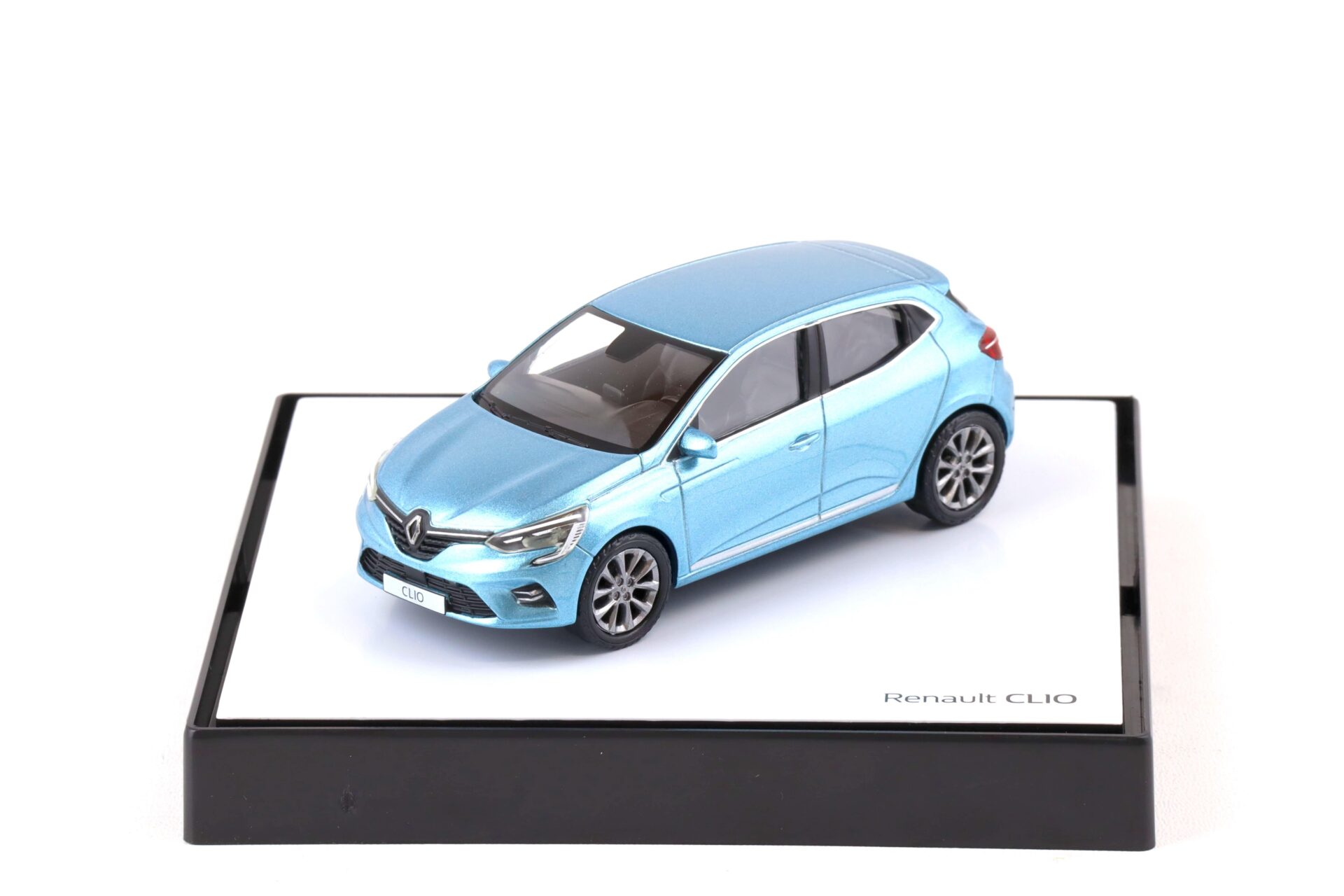 ID 74922 orig.jpg 1:43 Norev Renault Clio V blue metallic 2019 DEALER VERSION