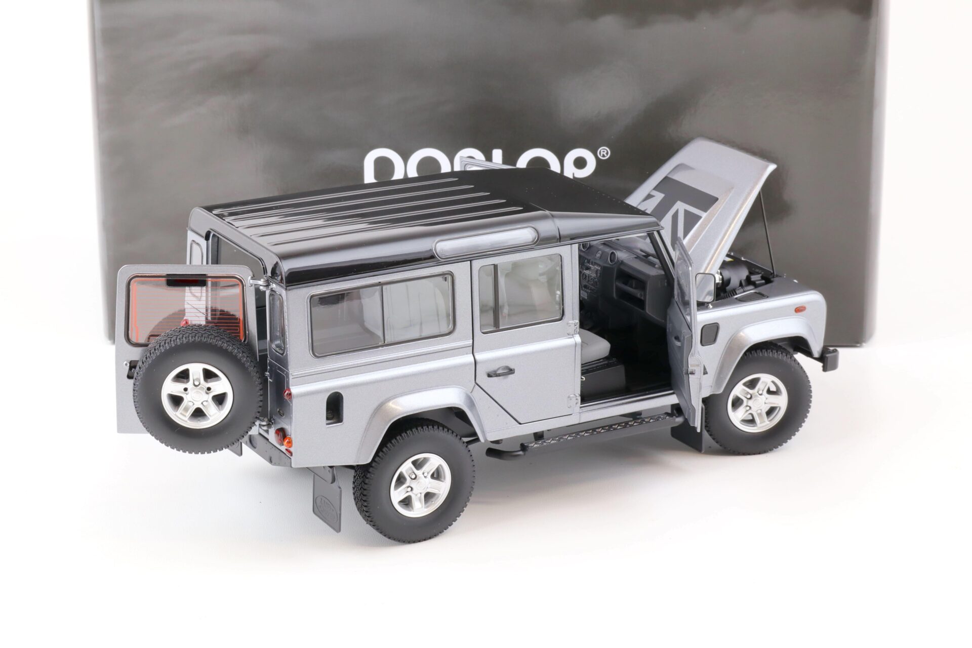 1:18 Dorlop Century Land Rover Defender 110 LHD grey
