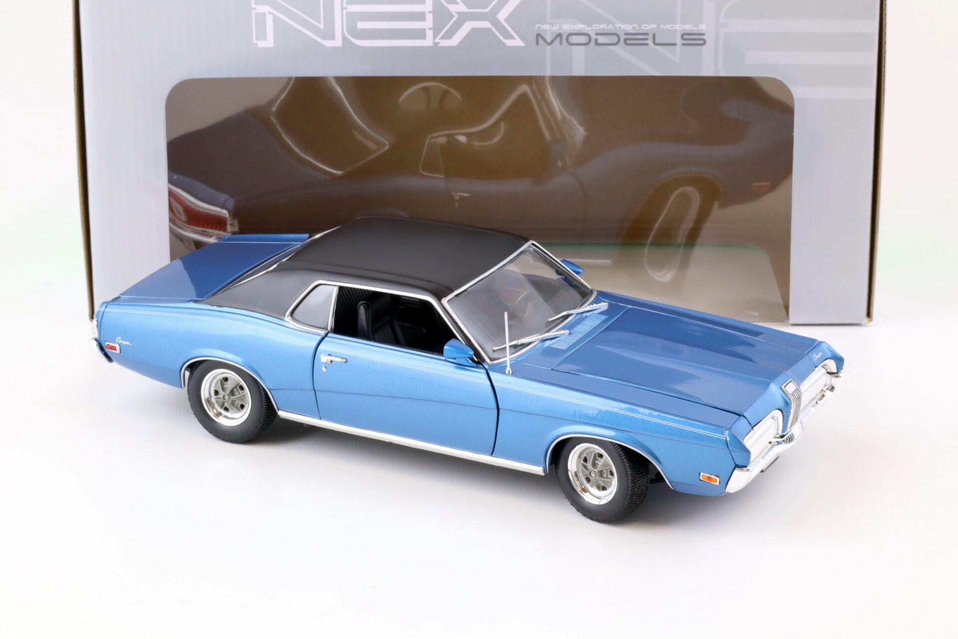 1:18 Welly NEX 1970 Mercury Cougar XR7 Coupe blue metallic/ black