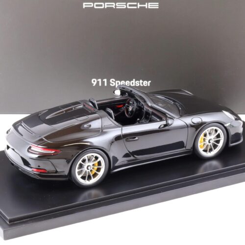 1:18 Spark Porsche 911 (991 II) Speedster black 2019 with display DEALER VERSION