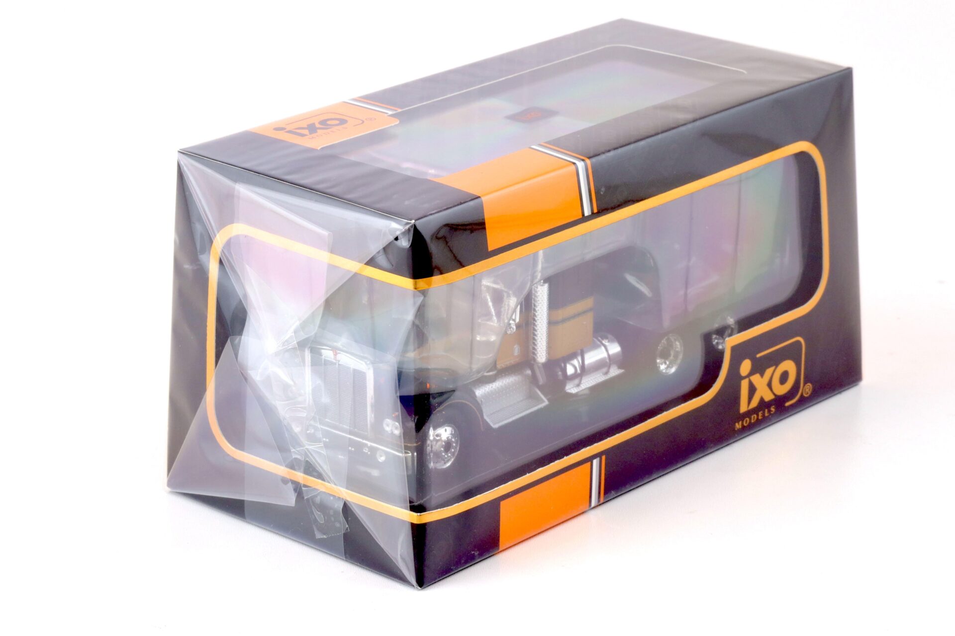 1:43 IXO Kenworth W900 black 1976 Truck Smokey and Bandit