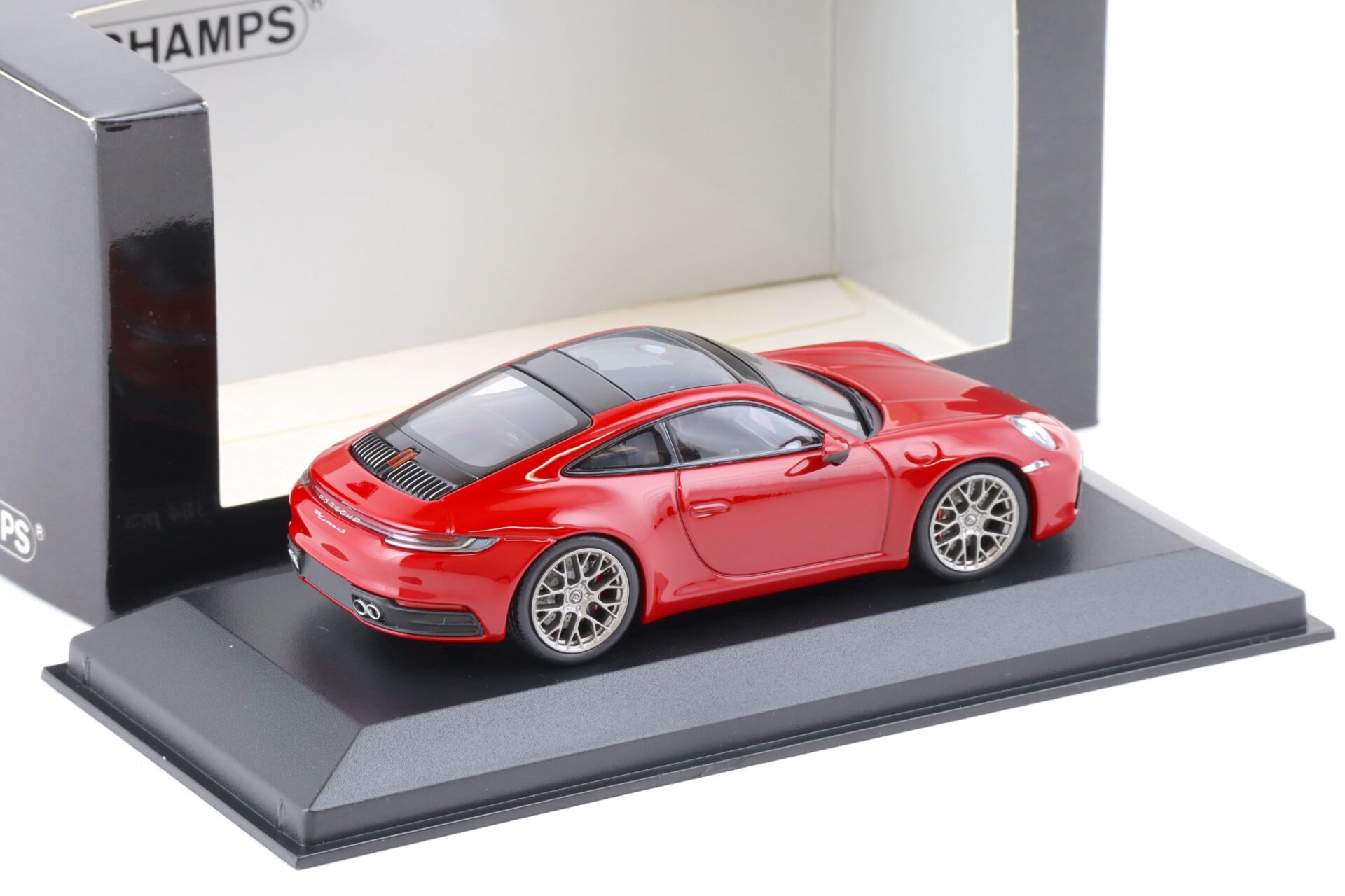 1:43 Minichamps Porsche 911 (992) Carrera 4S Coupe 2019 Karmin red