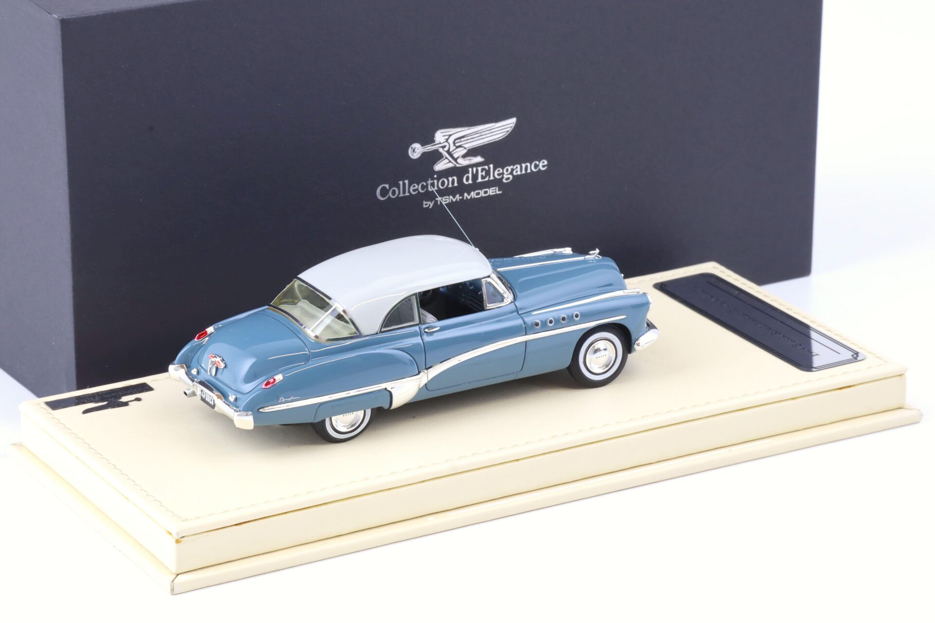 1:43 TSM 1949 Buick Roadmaster Riviera Coupe Calvert blue TSMCE154307