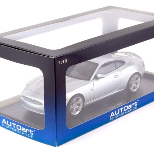 1:18 AUTOart Jaguar XKR Coupe Liquid silver 73633
