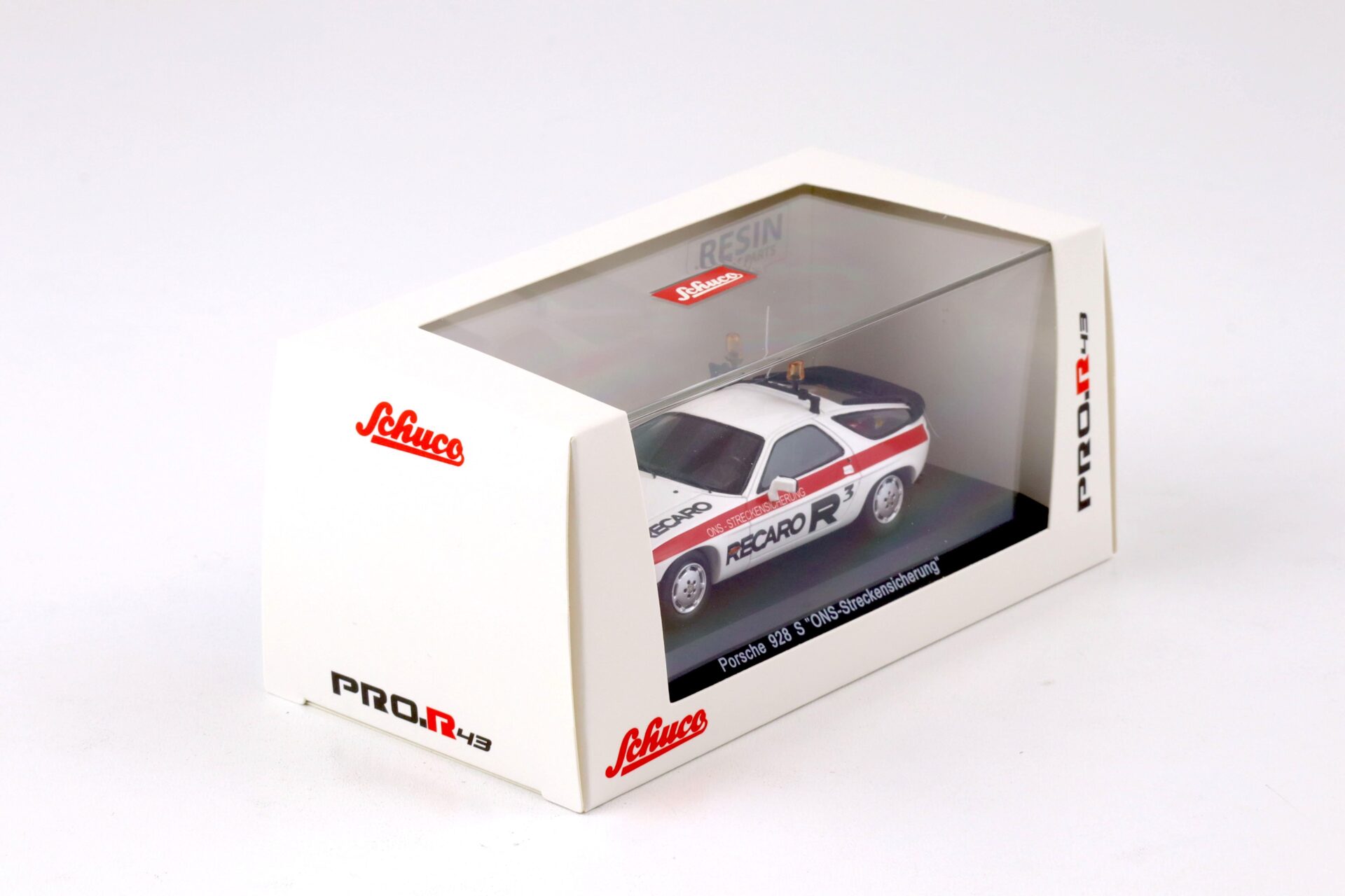 1:43 Schuco PRO.R43 Porsche 928 S ONS-Streckensicherung Recaro R3 white