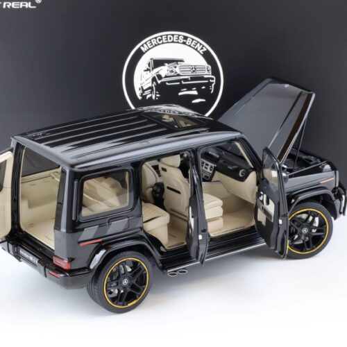 1:18 Almost Real Mercedes G63 AMG (W463) 2020 Cigarette Edition black