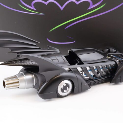 1:18 Hot Wheels Batman Forever Batmobile 1995 matt black BLY43
