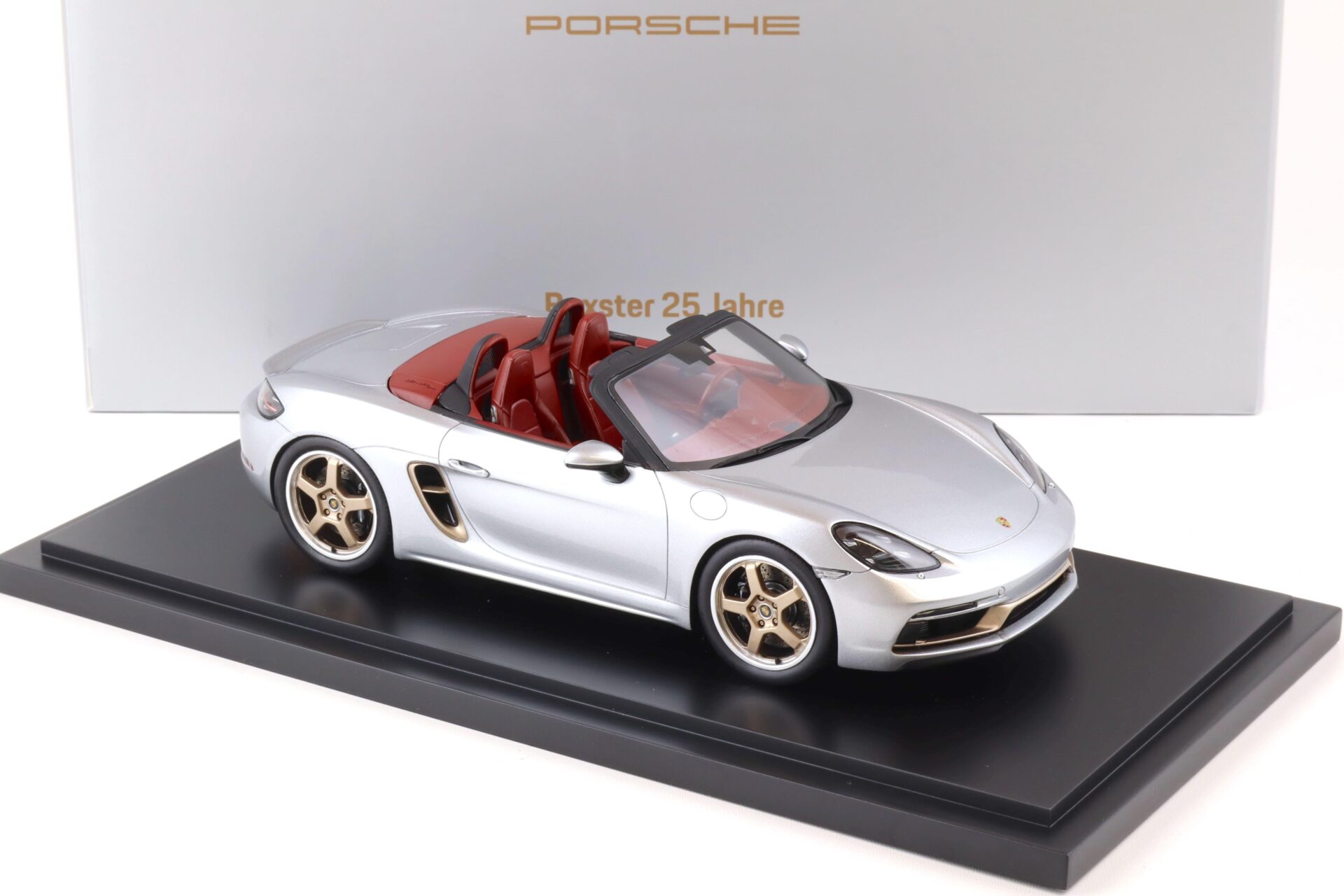 1:18 Spark Porsche Boxster (982) Spider 25 Jahre Boxster silver WAP DEALER