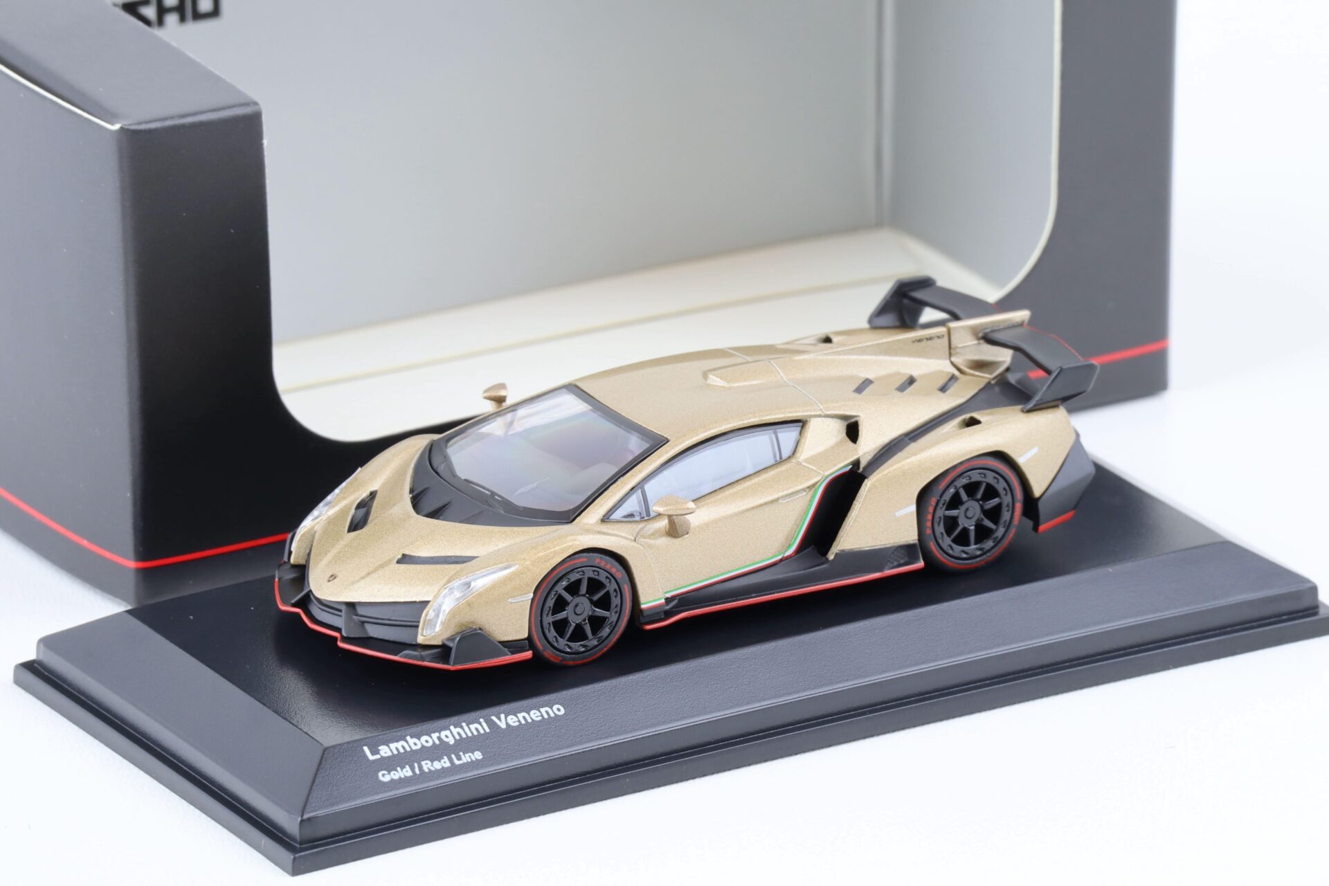 1:64 Kyosho Lamborghini Veneno Coupe gold/ red Line