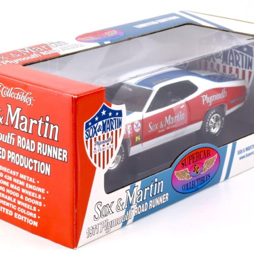 1:18 ERTL 1971 Plymouth Road Runner Sox & Martin white/ blue/ red
