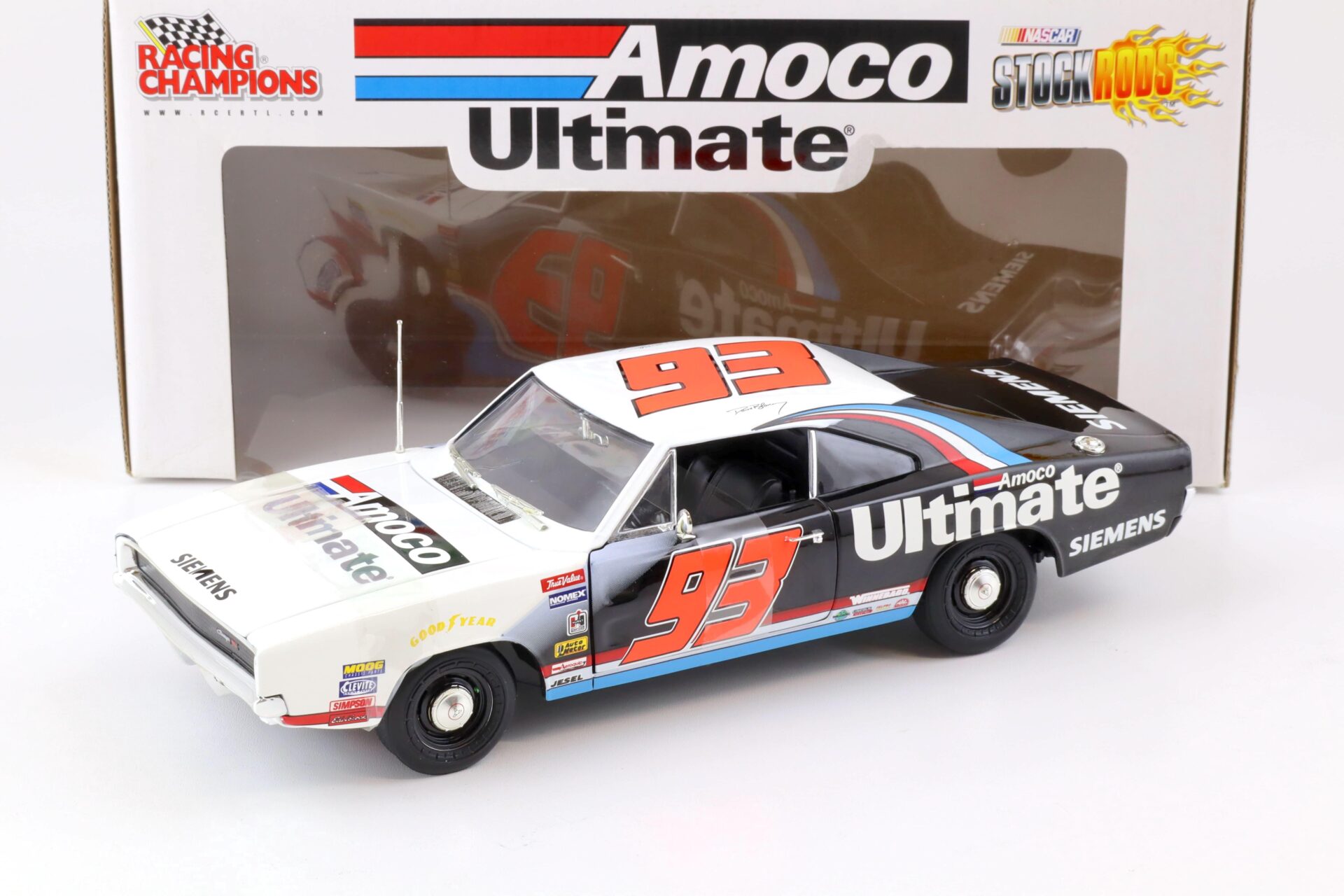 1:18 ERTL Racing Champions 1968 Dodge Charger Stock Rod Amoco Ultimate #93