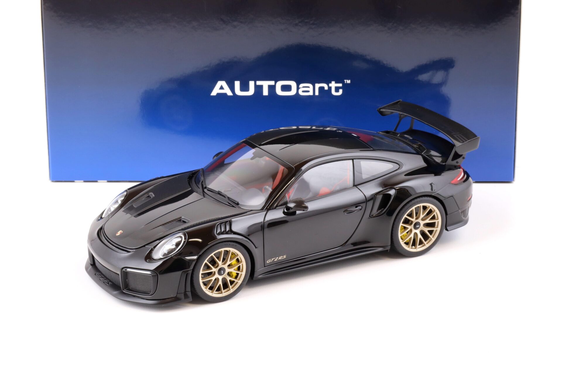 1:18 AUTOart Porsche 911 (991.2) GT2 RS 2017 Weissach Package black 78186