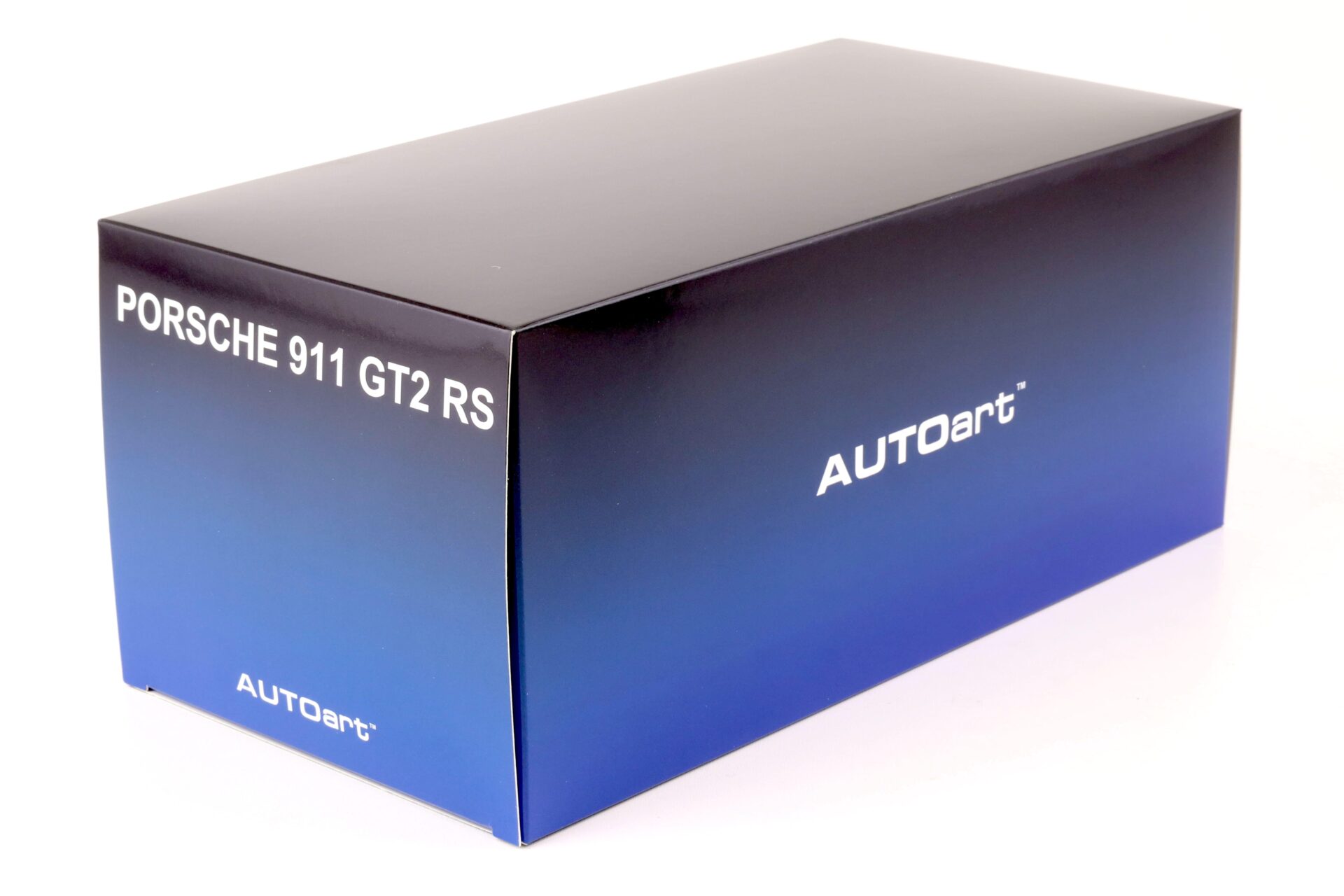 1:18 AUTOart Porsche 911 (991.2) GT2 RS 2017 Weissach Package black 78186