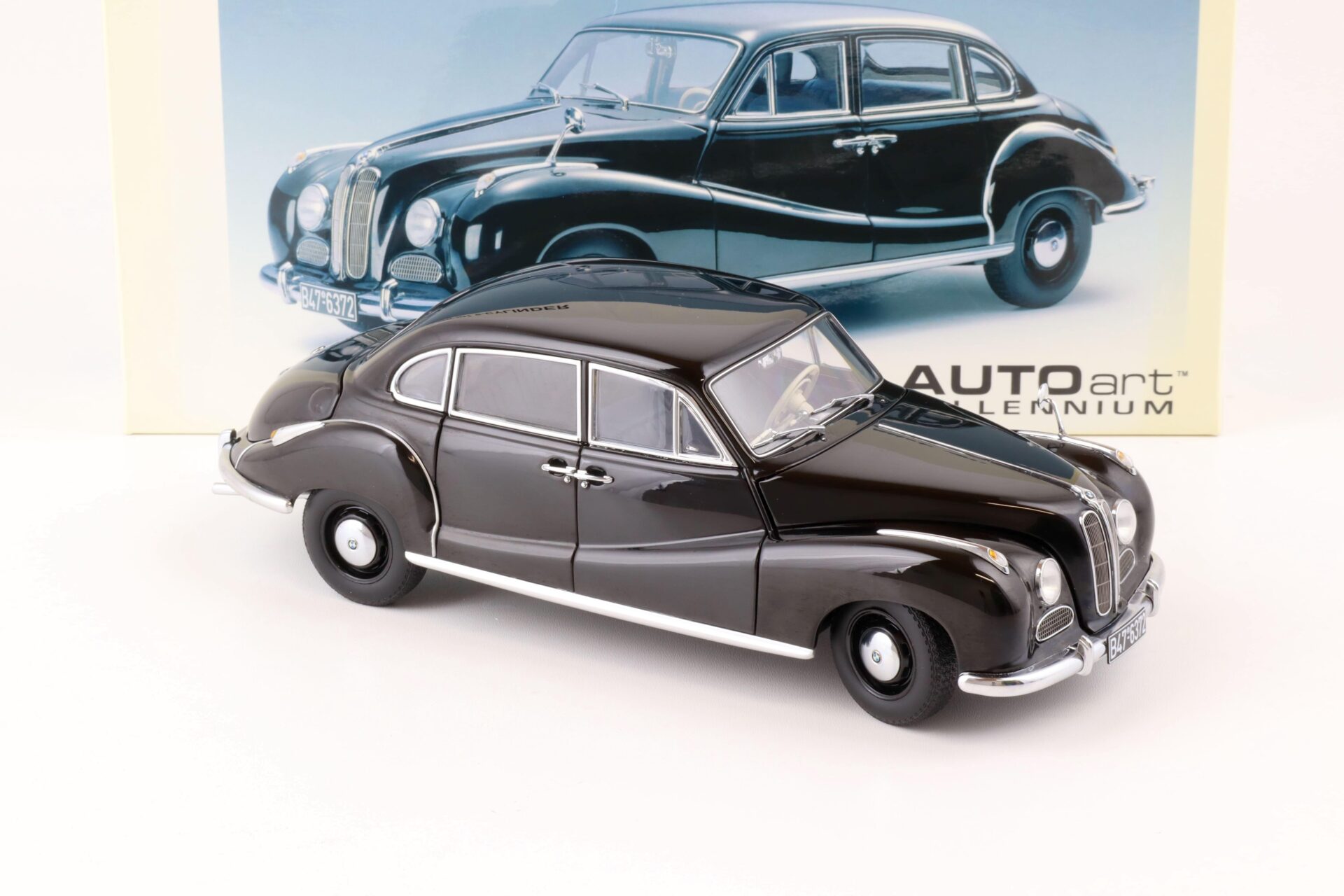 1:18 AUTOart BMW 501 6-Cylinder black 70602