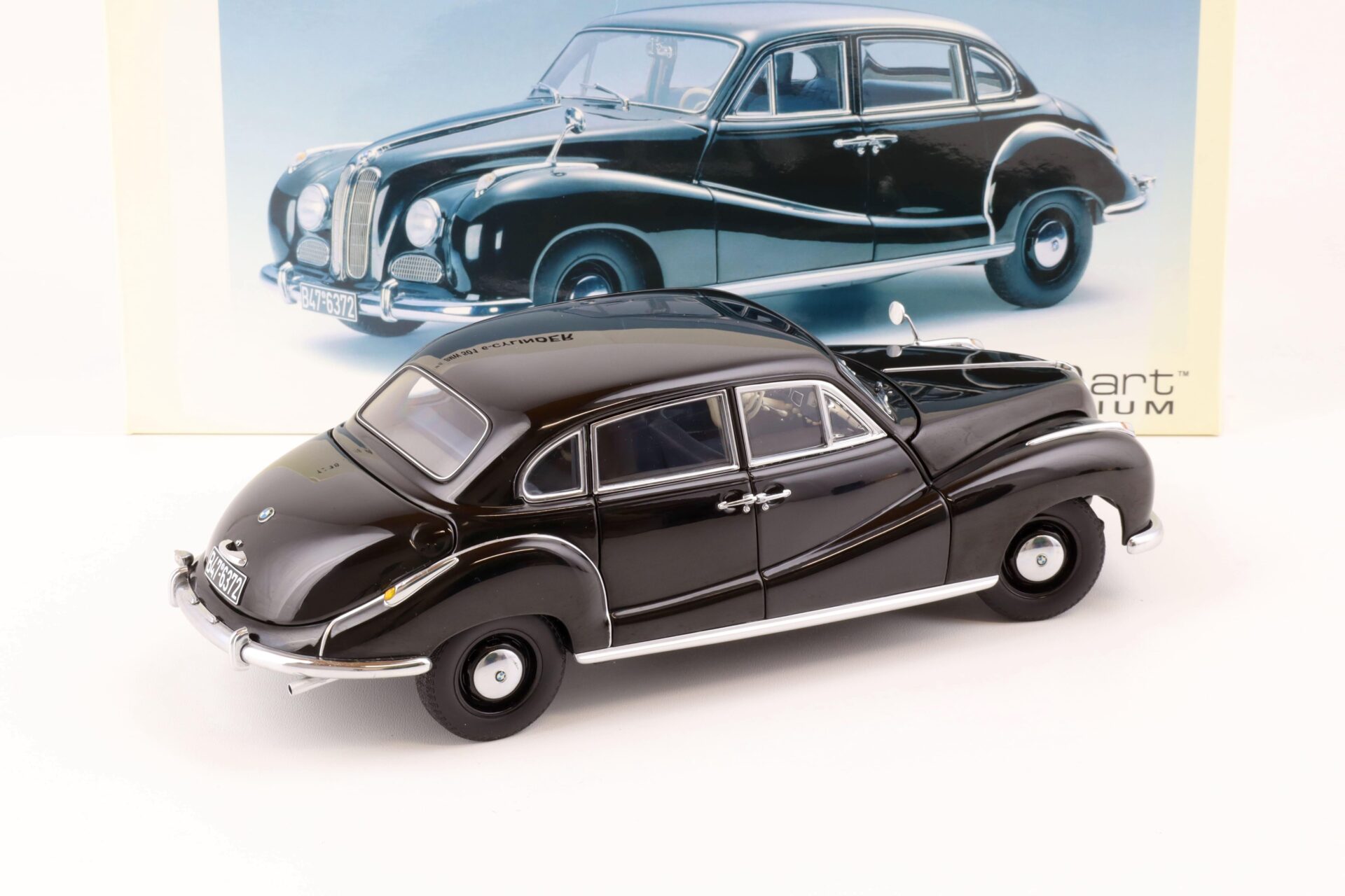 1:18 AUTOart BMW 501 6-Cylinder black 70602