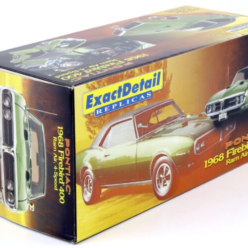 1:18 Exact Detail 1968 Pontiac Firebird 400 Ram Air, 4-Speed green metallic with vinyl roof