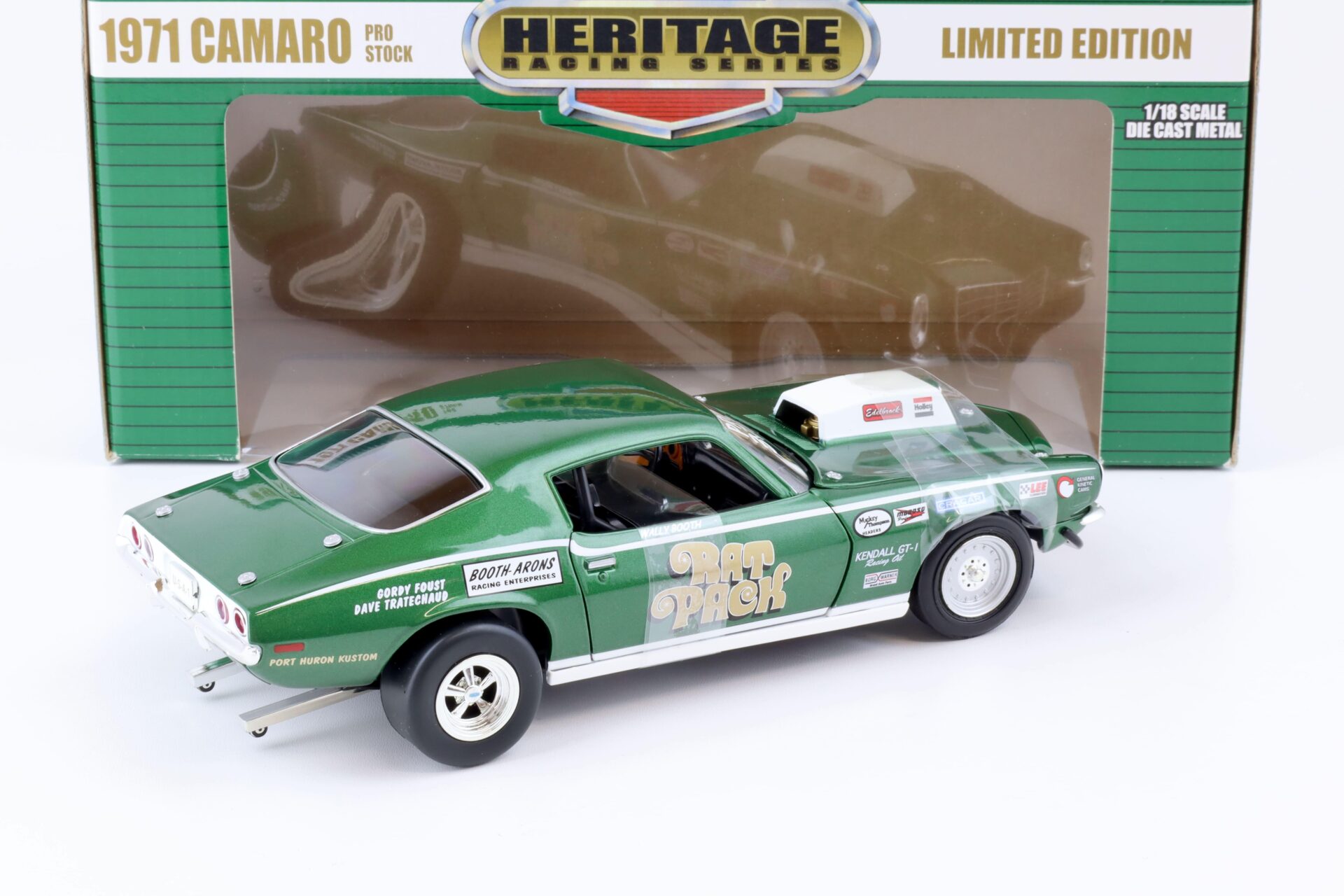 1:18 ERTL 1971 Chevrolet Camaro PRO Stock Wally Booth Rat Pack green