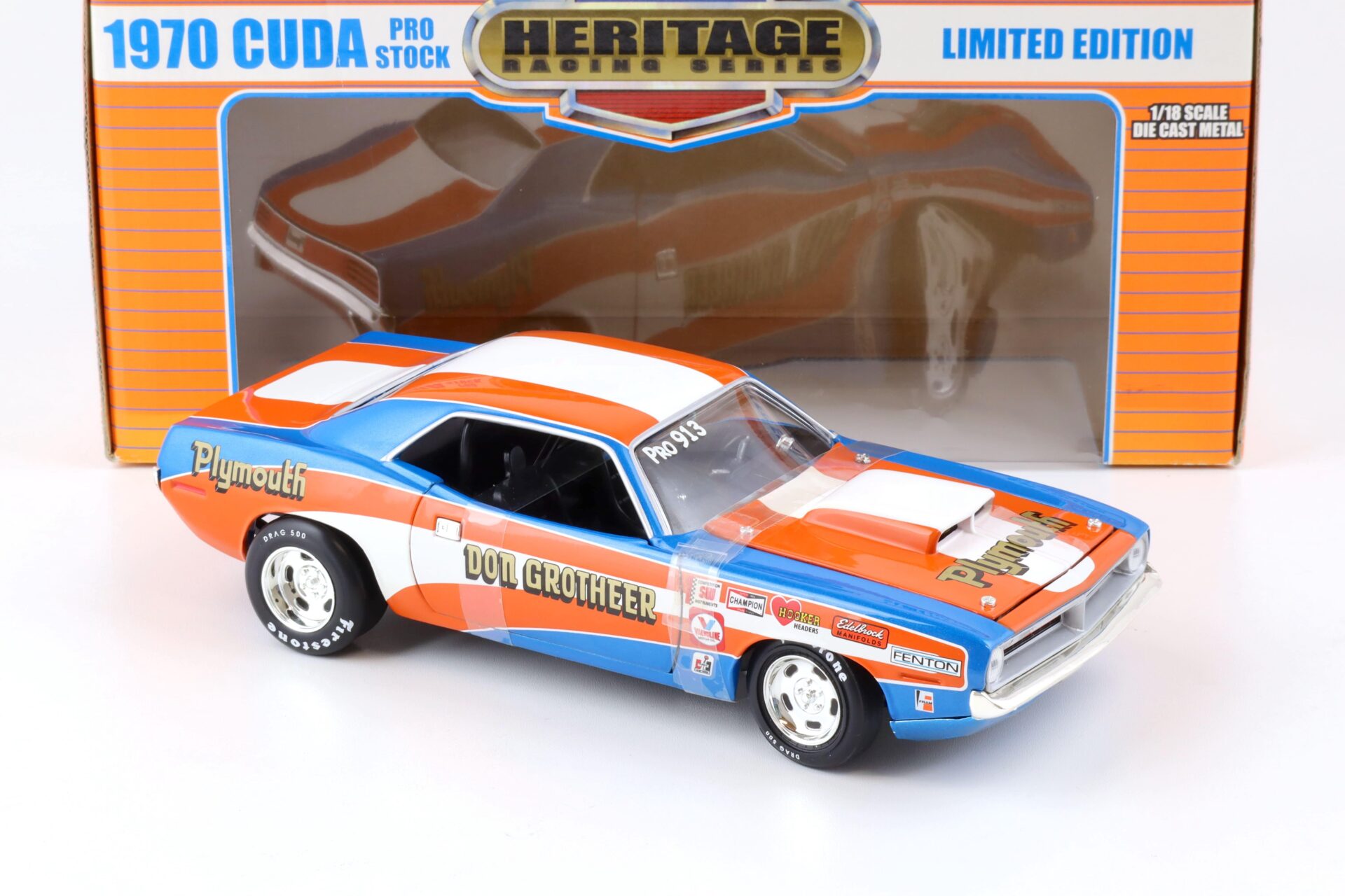 1:18 ERTL 1970 Plymouth Cuda Pro Stock Don Grotheer orange/blue/white