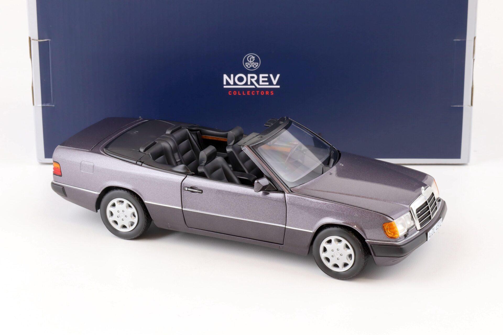 1:18 Norev Mercedes 300 CE-24 A124 Convertible 1990 bornit purple metallic 183567