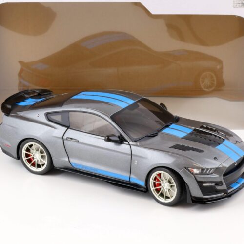 1:18 Solido Ford Mustang Shelby GT500-KR Coupe grey metallic/ blue stripes