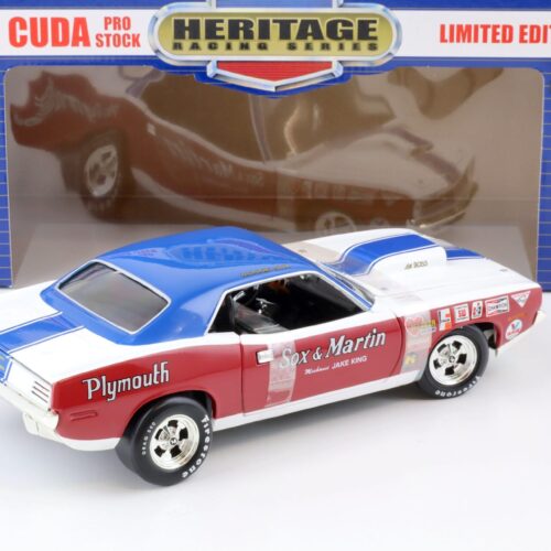 1:18 ERTL SOX & MARTIN 1970 Plymouth Cuda Pro Stock white/ blue/red