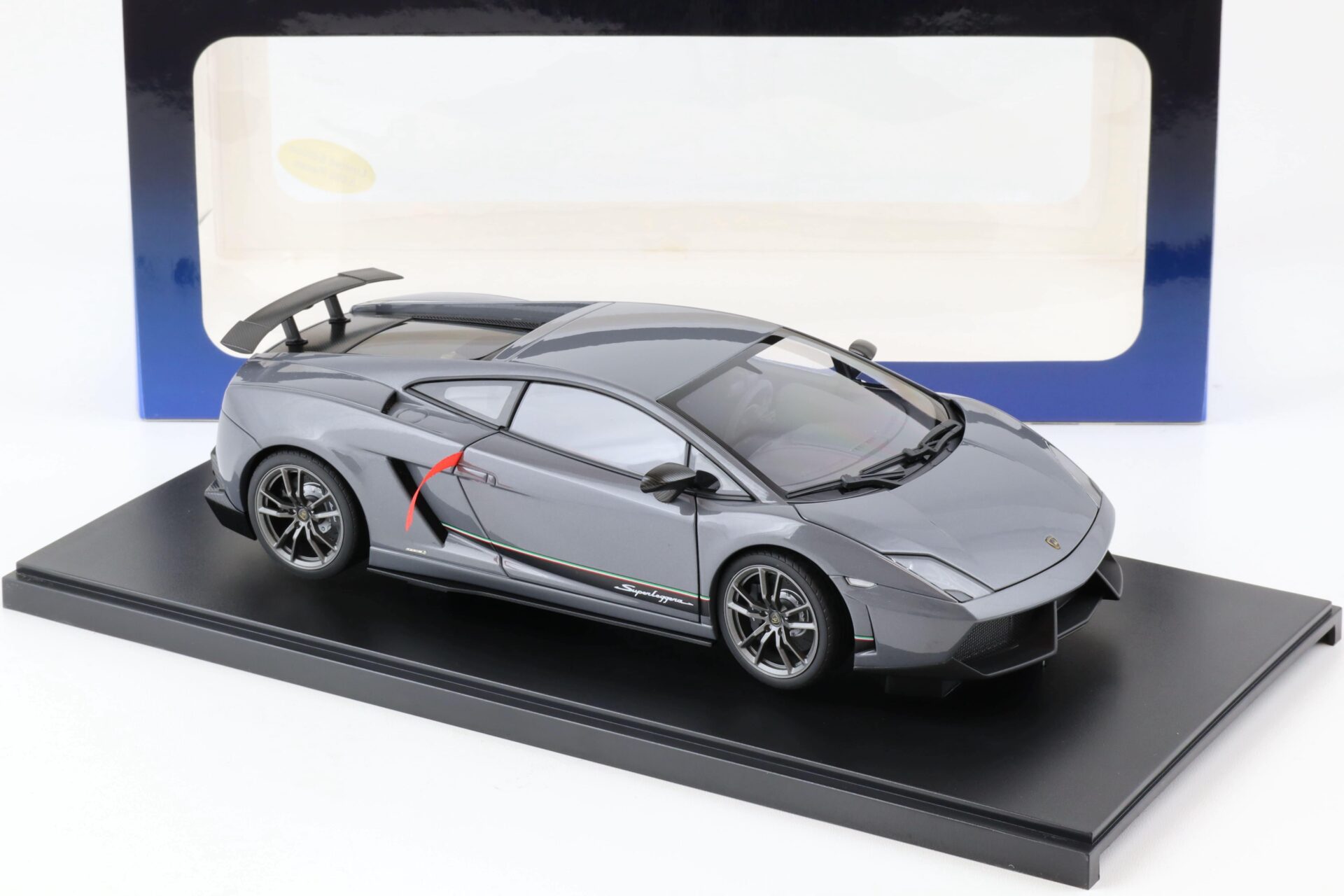 1:18 AUTOart Lamborghini Gallardo LP570-4 Superleggera Grigio Telesto/ metallic grey