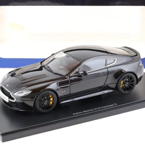 1:18 AUTOart Aston Martin V12 Vantage S Coupe Jet black 2015
