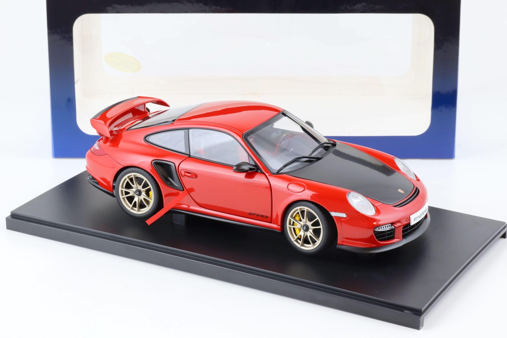 1:18 AUTOart Porsche 911 (997) GT2 RS red/ with Carbon 77964