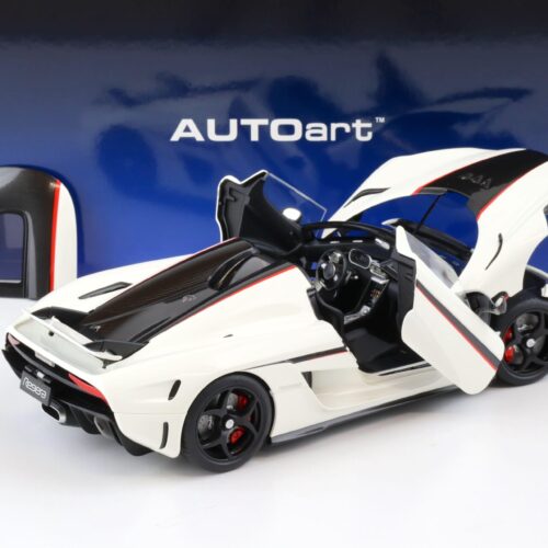 1:18 AUTOart Koenigsegg Regera 2016 crystal white/ Carbon/ red accents