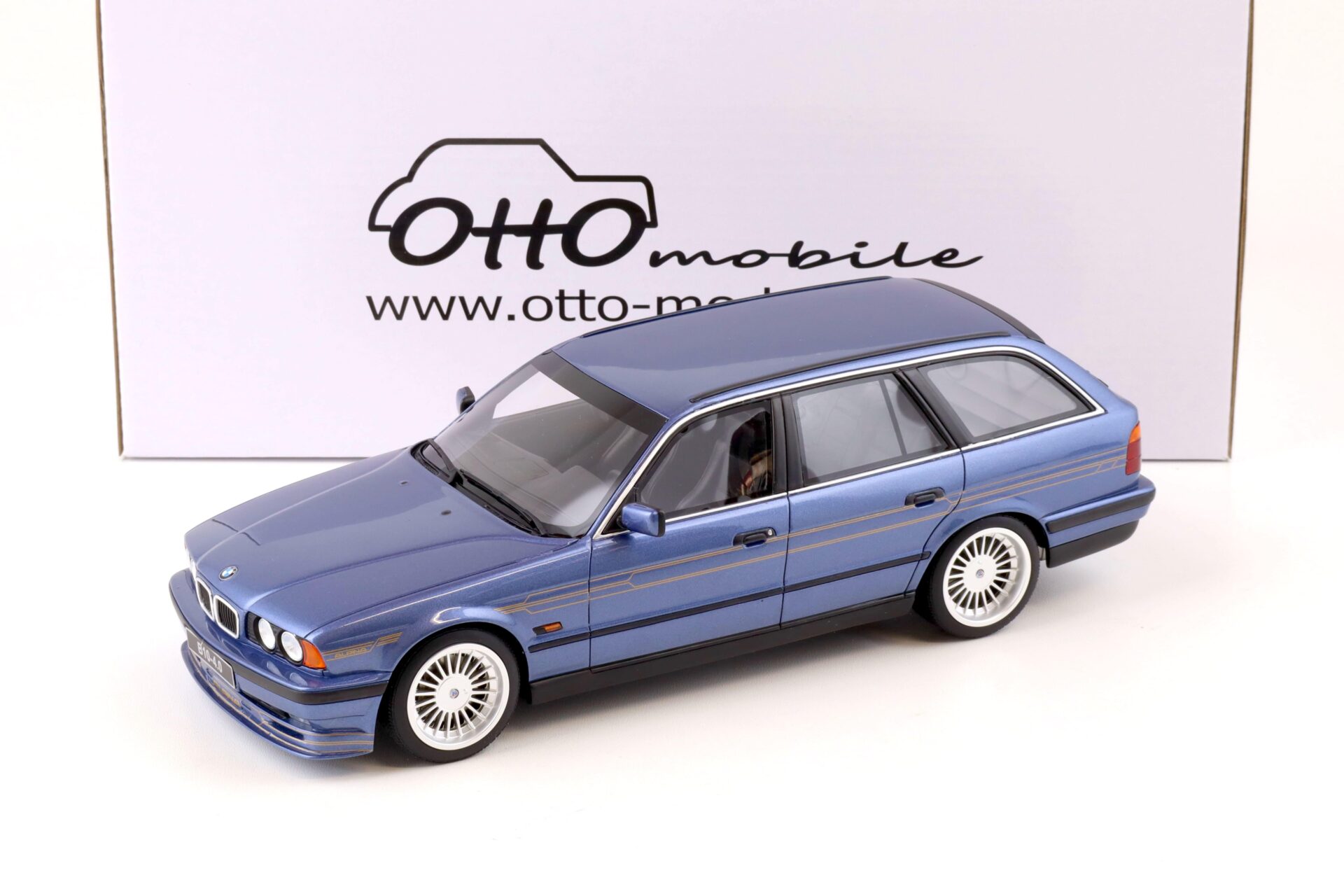 1:18 OTTO mobile OT944 BMW Alpina B10 E34 4.0 Touring blue metallic 1995