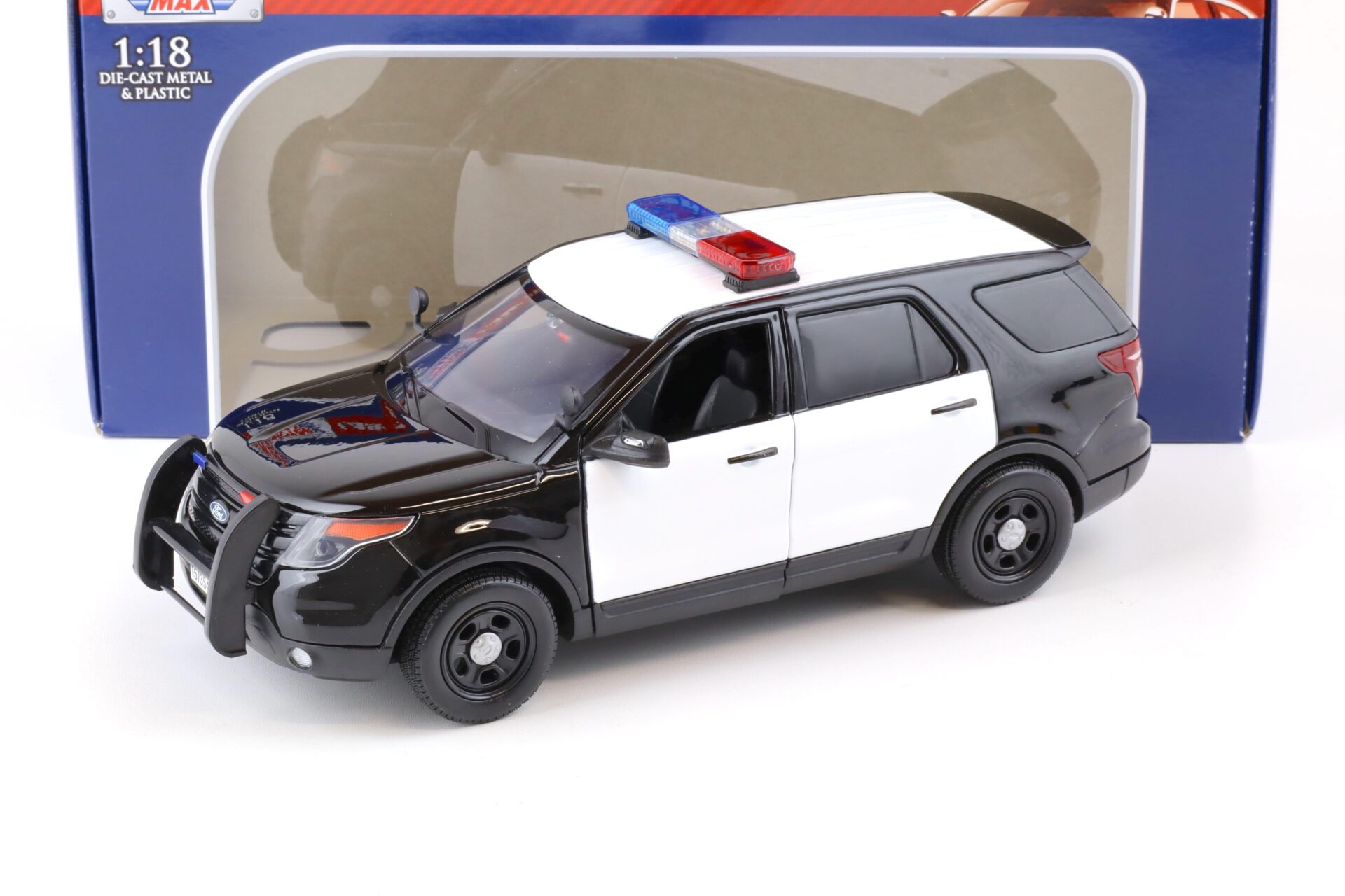 ID 76248 orig.jpg 1:18 Motor Max 2015 Ford Intercopter Utility Law Enforcement white/ black