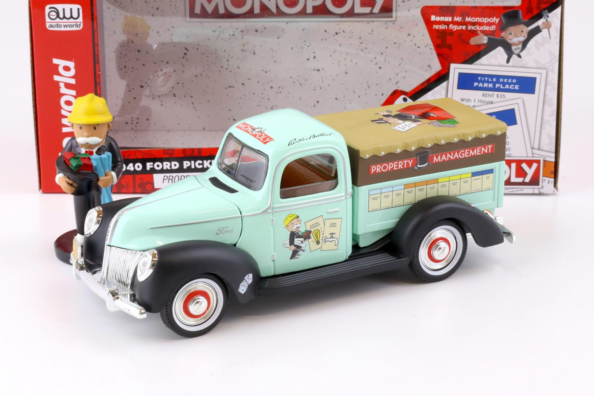 1:18 Auto World 1940 Ford Pickup Property Management Truck Monopoly + Figure