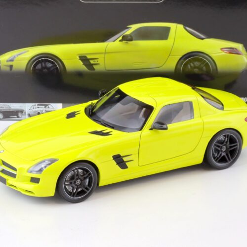 1:18 Minichamps Mercedes SLS AMG Coupe 2010 yellow