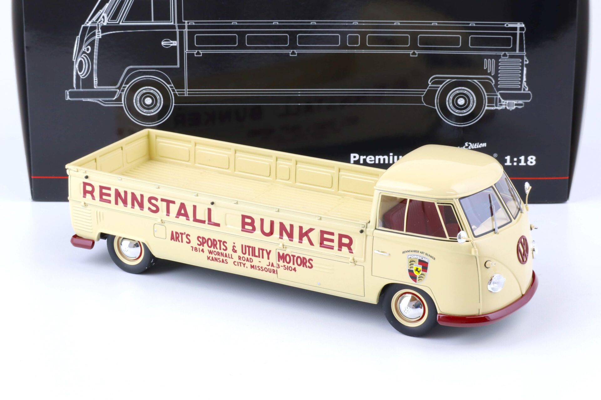 1:18 Premium ClassiXXs VW T1 Langpritsche Bunker Porsche Rennstall beige