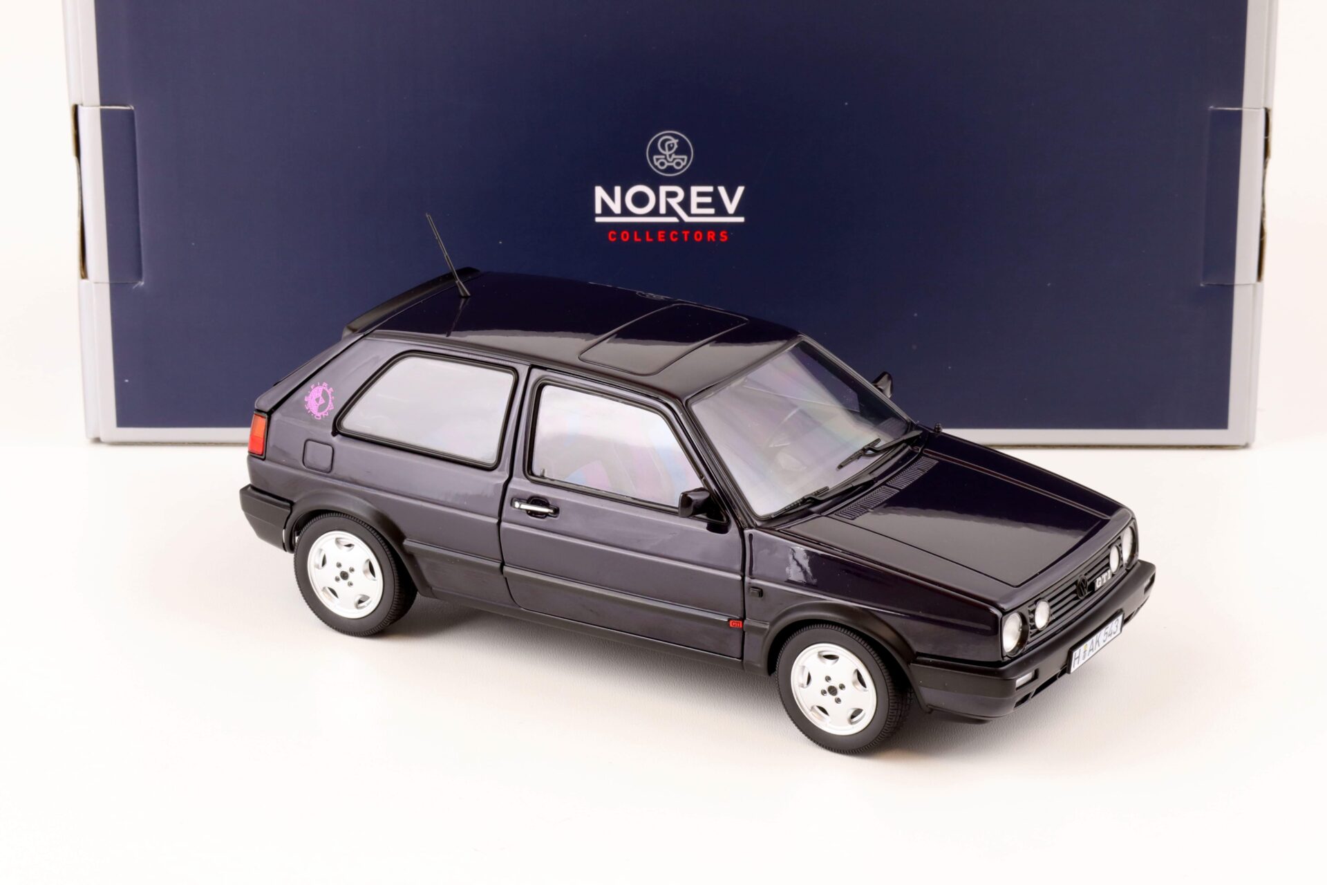 1:18 Norev VW Golf 2 GTI Fire and Ice 1991 purple metallic