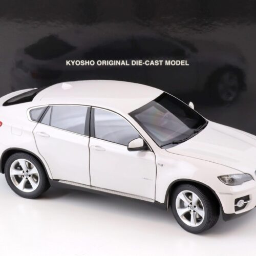 1:18 Kyosho BMW X6 xDrive50i (E71) white 08761W