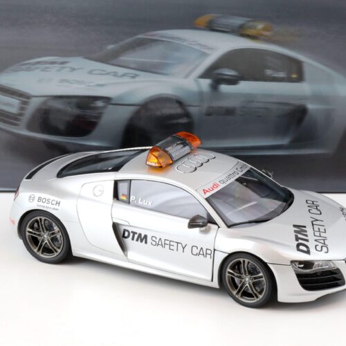 1:18 Kyosho Audi R8 5.2 DTM Safety Car 2010 silver 09216DTM