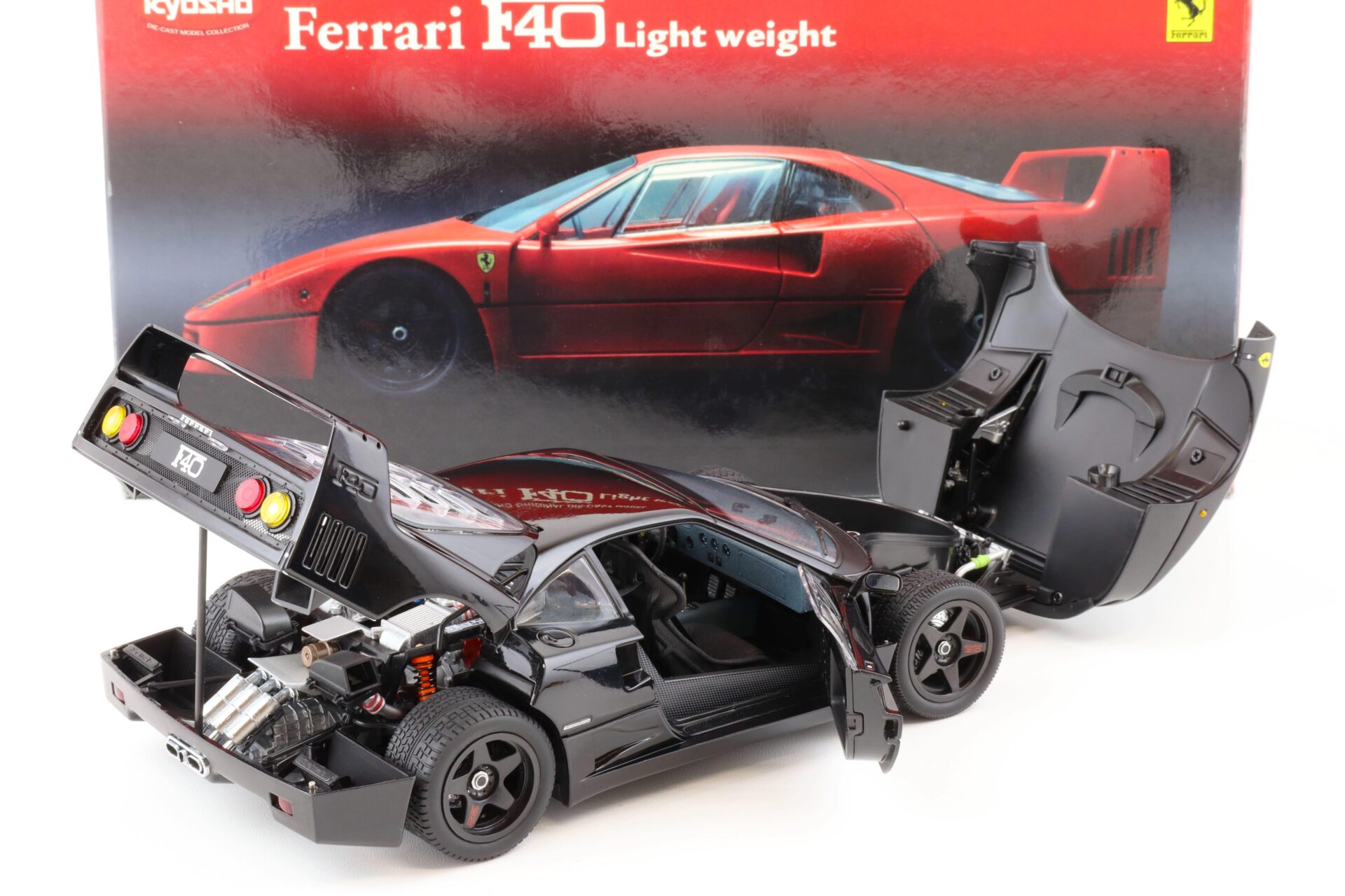 1:18 Kyosho Ferrari F40 Light Weight Version black 0812BK