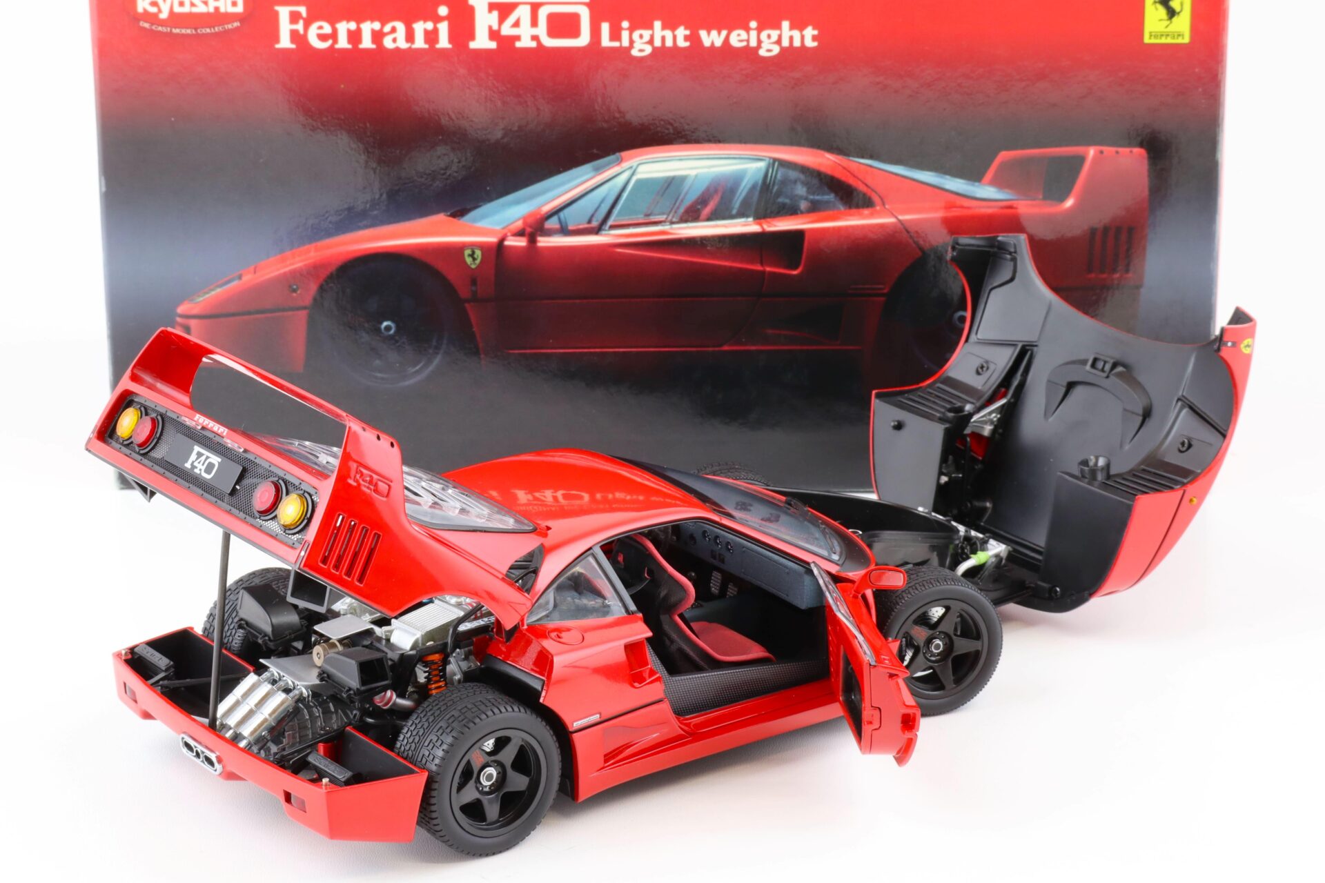 1:18 Kyosho Ferrari F40 Light Weight Version red 08412R